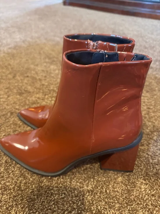 Nordstrom Rust-Red Patent Pointed Toe Block Heel Ankle Boots - Picture 1 of 4